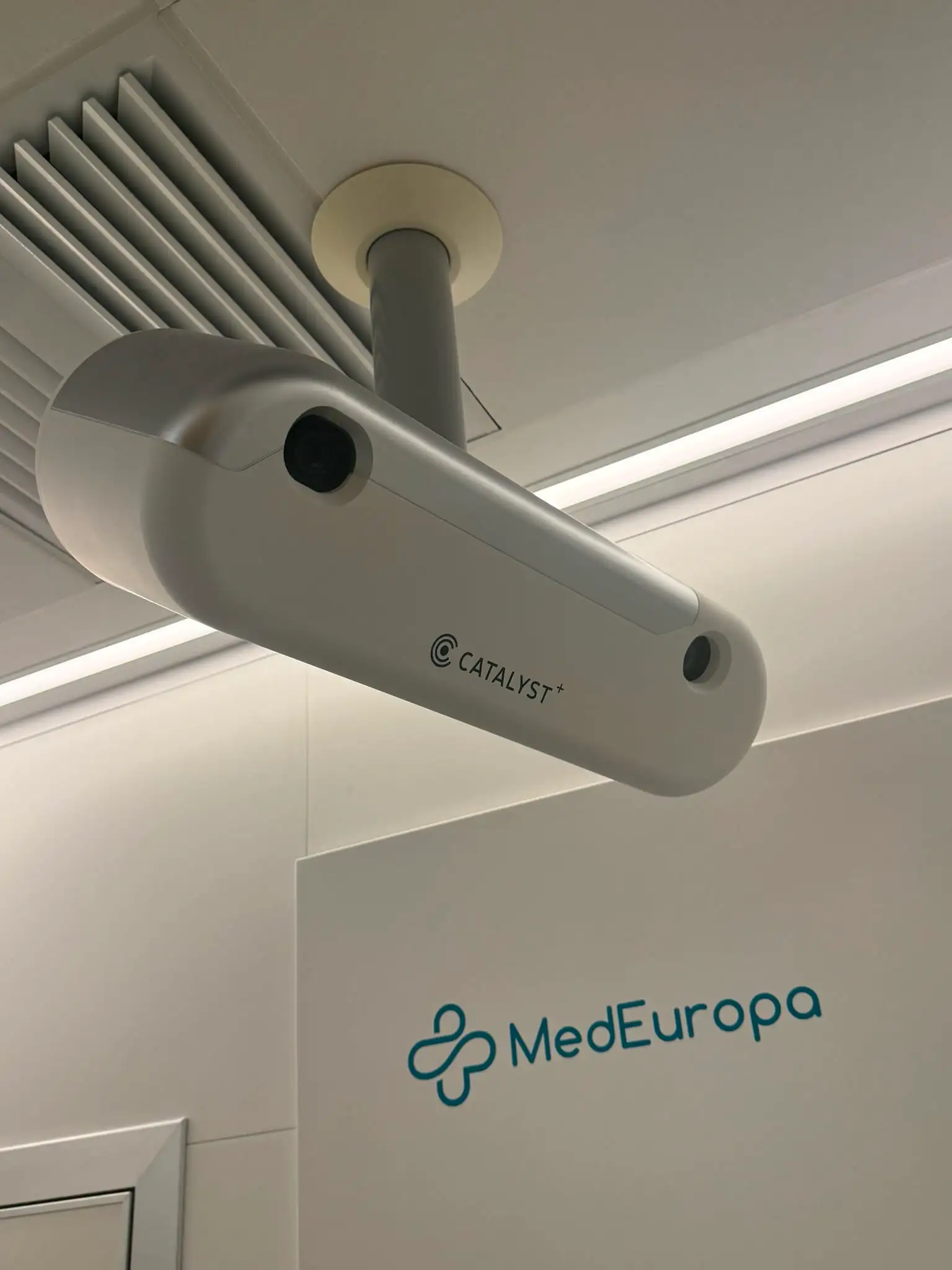 Sistem C-RAD Catalyst⁺ de monitorizare optică a suprafeței